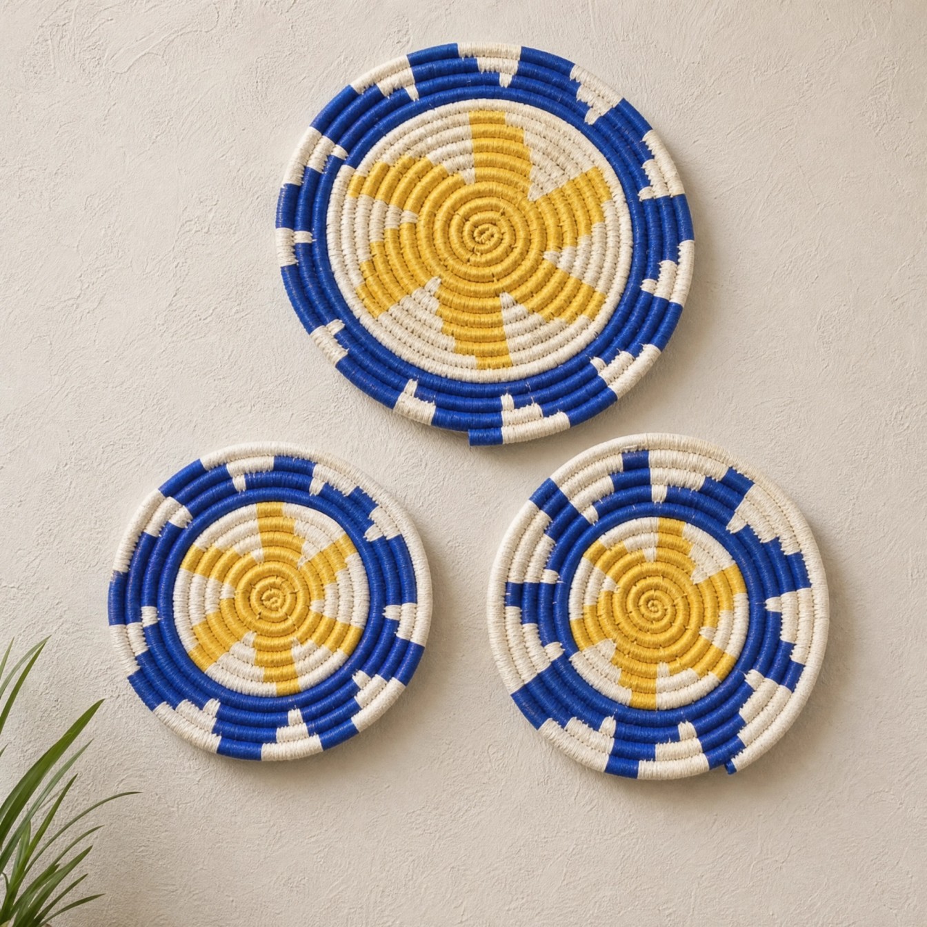 Sabai Grass Decorative Wall Plates (set of 3)